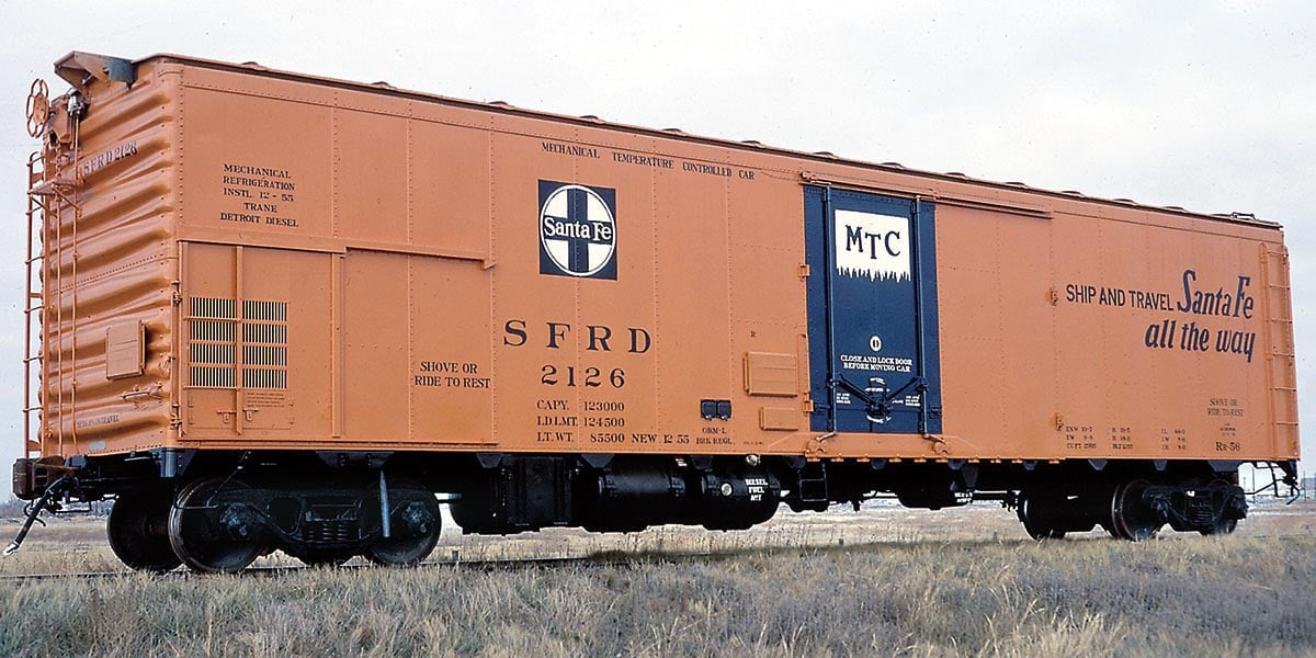 Rapido Trains Inc N 561002A Santa Fe Class RR-56 Mechanical Reefer 'San Francisco Chief' Slogan SFRD Single Car