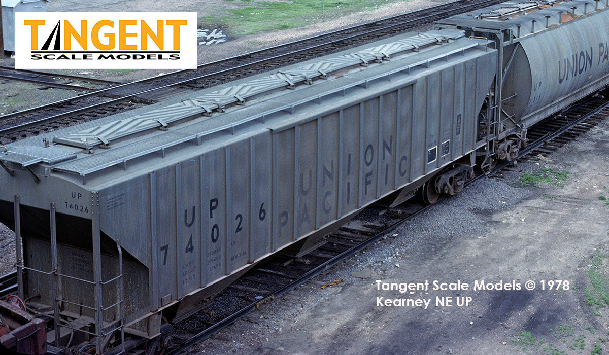 Tangent Scale Models HO 36373-06 PS4750 Covered Hopper Union Pacific 'Delivery Gray CH-100-28 3-1974' UP #73937