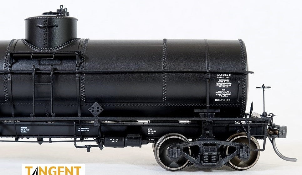 Tangent Scale Models HO 19023-03 General American GATC 8,000 Gallon 1917-Design Radial Course Tank Car CONX 'Continental Oil 1923+ Lease' CONX #2630