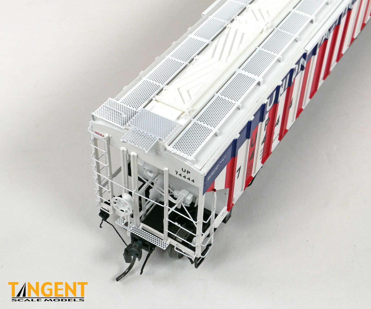 Tangent Scale Models HO 20088-01 PS4750 Covered Hopper Union Pacific 'Bicentennial CH-100-28 1974' UP #7444