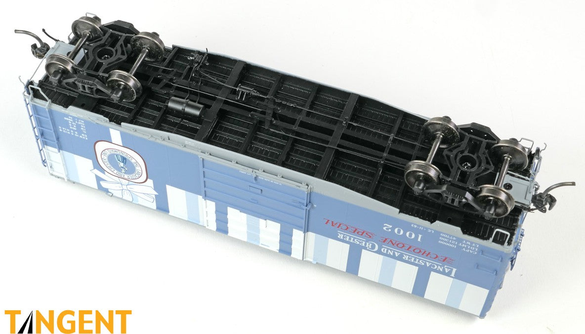 Tangent Scale Models HO 26016-01 Pullman-Standard 40′ PS-1 9′ Door Boxcar Lancaster & Chester "Echotone Special 1963+" L&C #1002