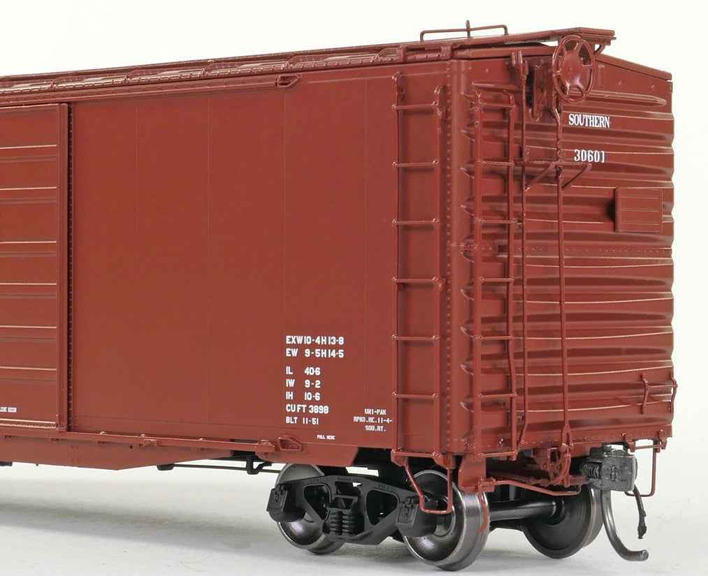 Tangent Scale Models HO 26017-01 Pullman-Standard 40′ PS-1 9′ Door Boxcar Southern "Repaint 1958+" SOU #30558