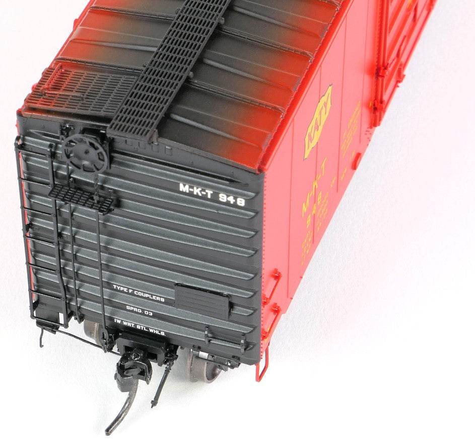 Tangent Scale Models HO 26025-02 Pullman-Standard 40′ PS-1 9′ Door Boxcar Missouri–Kansas–Texas "Delivery 7-1961" M-K-T #943