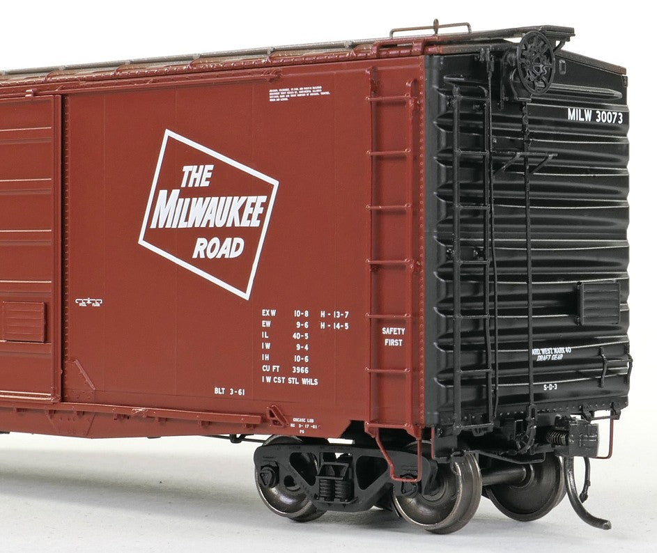 Tangent Scale Models HO 26032-01 Pullman-Standard 40′ PS-1 9′ Door Boxcar Milwaukee Road "Delivery 3-1961" w/ Superior Door MILW #30007