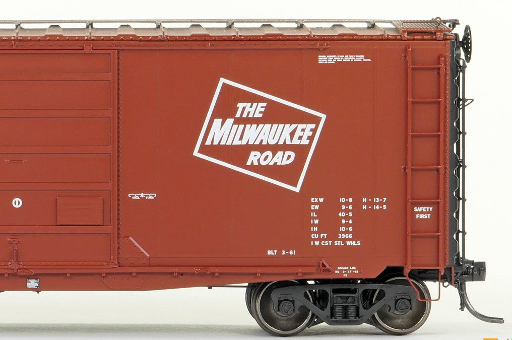 Tangent Scale Models HO 26032-01 Pullman-Standard 40′ PS-1 9′ Door Boxcar Milwaukee Road "Delivery 3-1961" w/ Superior Door MILW #30007