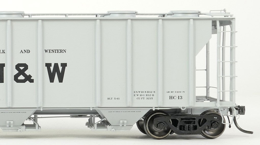Tangent Scale Models HO 35013-02 PS-2 3215CuFt Covered Hopper Norfolk and Western 'Delivery Gray HC13 5-1961' NW #71554