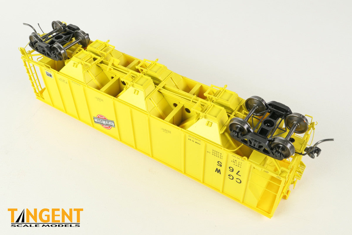 Tangent Scale Models HO 35016-02 PS-2 3215CuFt Covered Hopper Chicago Great Western 'Zito Repaint 1984' CGW #766