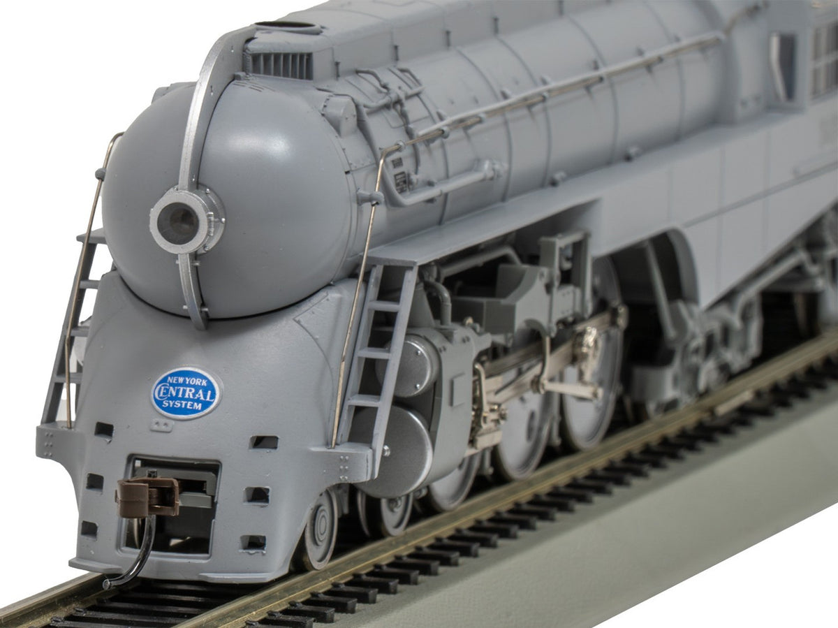 Bachmann HO 56603 DCC/TCSWOW Sound Equipped Dreyfuss Streamlined Hudson 4-6-4 New York Central NYC #5450 '1938 livery w/Scullin drivers'