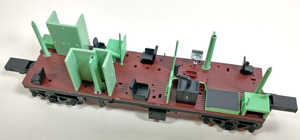 Tangent Scale Models HO 60413-01 ICC Bay Window Caboose Union Pacific 'Ex-Route Rock White Patch 1980+' w/ Red-Green Lights UP #24605