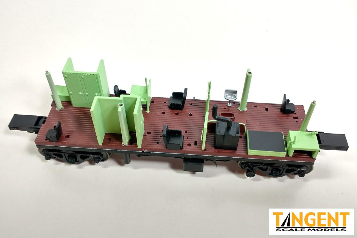 Tangent Scale Models HO 60415-01 ICC Bay Window Caboose Union Pacific 1981+ 'Equal Opportunity for All' w/ Red-Green Lights UP #24590