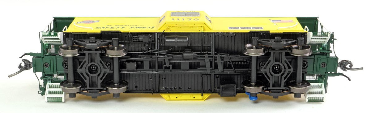 Tangent Scale Models HO 60522-01 ICC CNW Bay Window Caboose Chicago & Northwestern Zito Yellow - 'We Originated Safety First' 1981+ CNW #11152