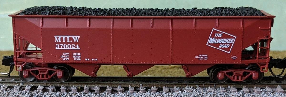 Bluford Shops N 74185 3-Bay Offset Side Hopper Milwaukee Road 'Post-1953' MILW #370402
