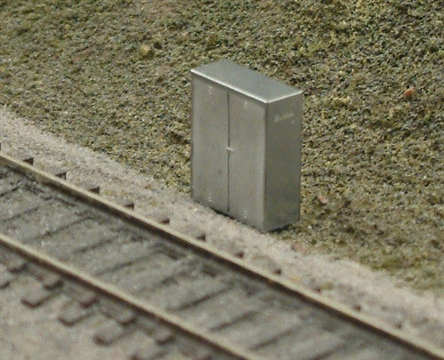 BLMA N 89 Trackside Signal Grade Crossing Elect. Box 2 per pack