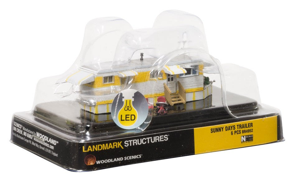 Woodland Scenics N BR4952 Built-&-Ready Landmark Structure Sunny Days Trailer w/lights Assembled