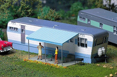 City Classsics Structures HO, Robert's Road 1950s Mobile Home