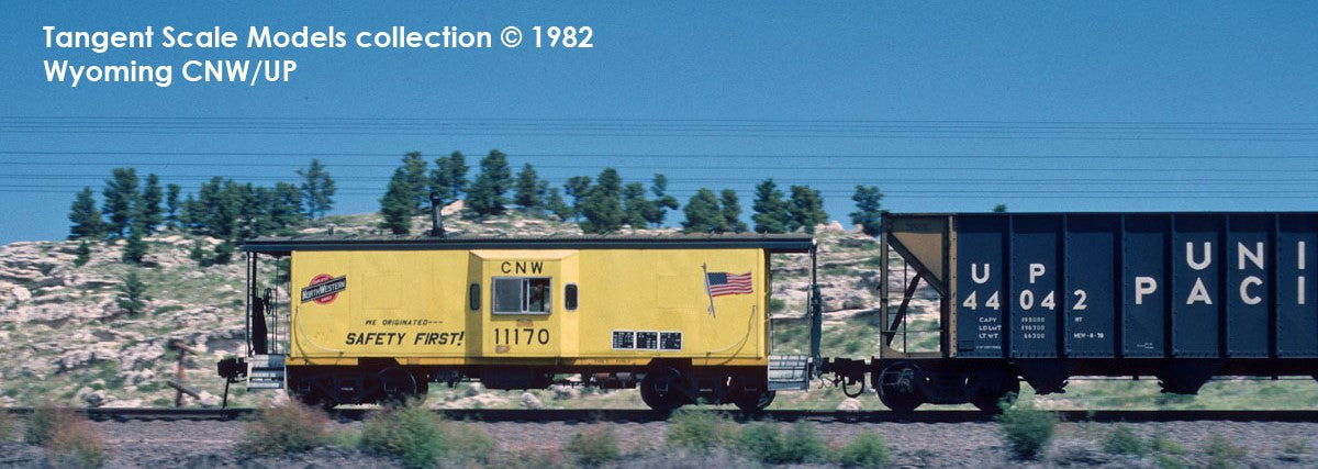 Tangent Scale Models HO 60522-01 ICC CNW Bay Window Caboose Chicago & Northwestern Zito Yellow - 'We Originated Safety First' 1981+ CNW #11152