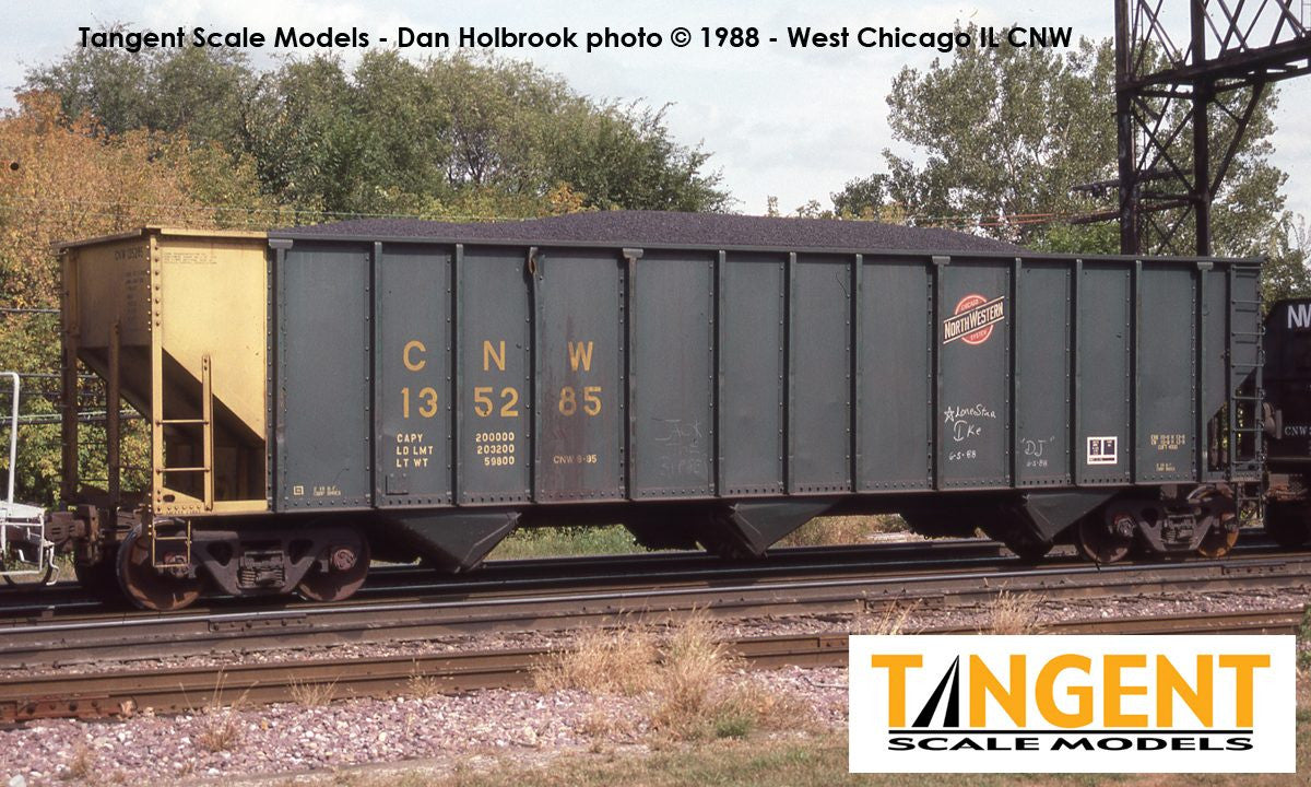Tangent Scale Models HO 24061-02 Pullman-Standard PS 4000 100T Triple Coal Hopper Chicago & North Western Phase 2 'Clinton Repaint 8-1985' CNW #135201