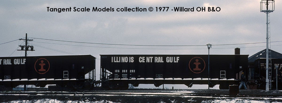 Tangent Scale Models HO 32114-15 IC Centralia Shops 3834CuFt Quad Coal Hopper Illinois Central Gulf 'Delivery Black 1977' ICG #363177