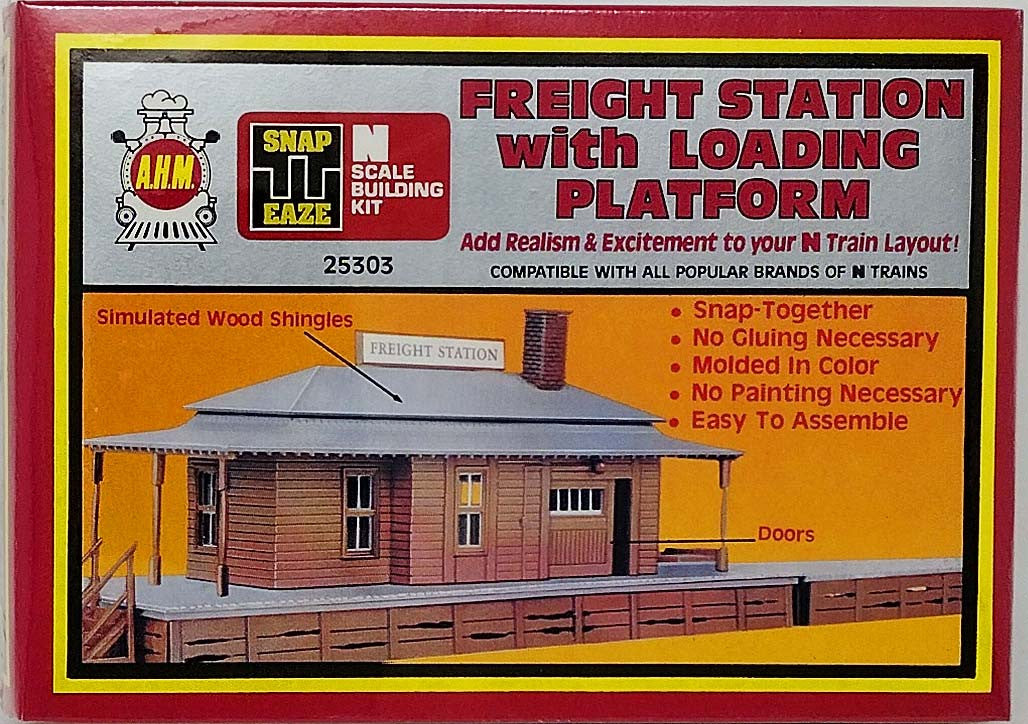 AHM N 25303 Freight Station with Loading Platform Snap-Eaze Building - Kit