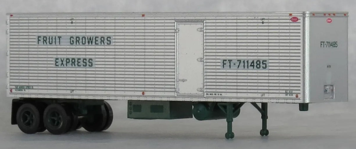 Trainworx N 40269-03 40′ Corrugated Reefer Fruit Growers Express FT-711603