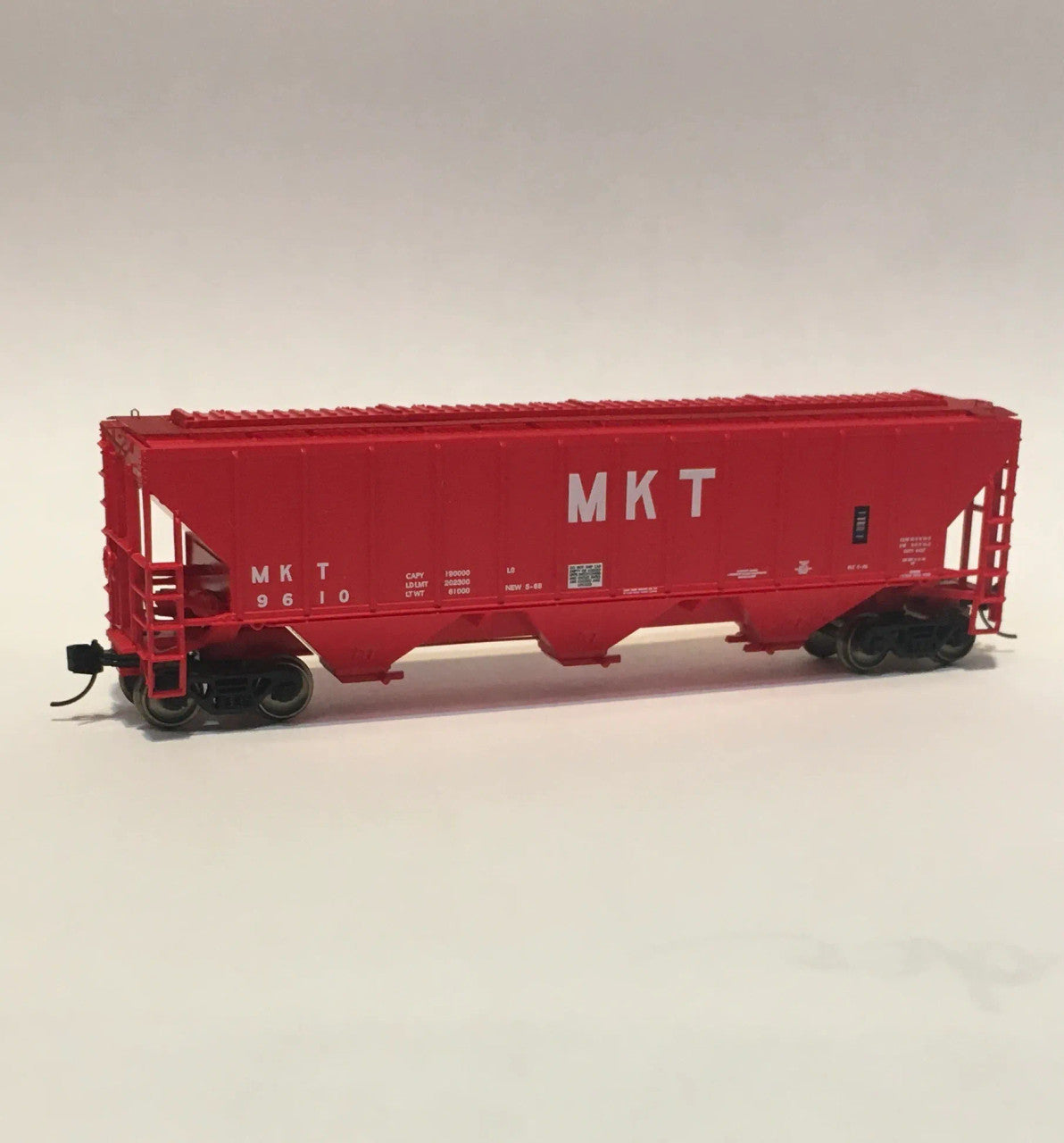 Trainworx N 24472-04 Pullman-Standard PS2-CD 4427 High-Side Covered Hopper Missouri-Kansas-Texas red MKT #9856