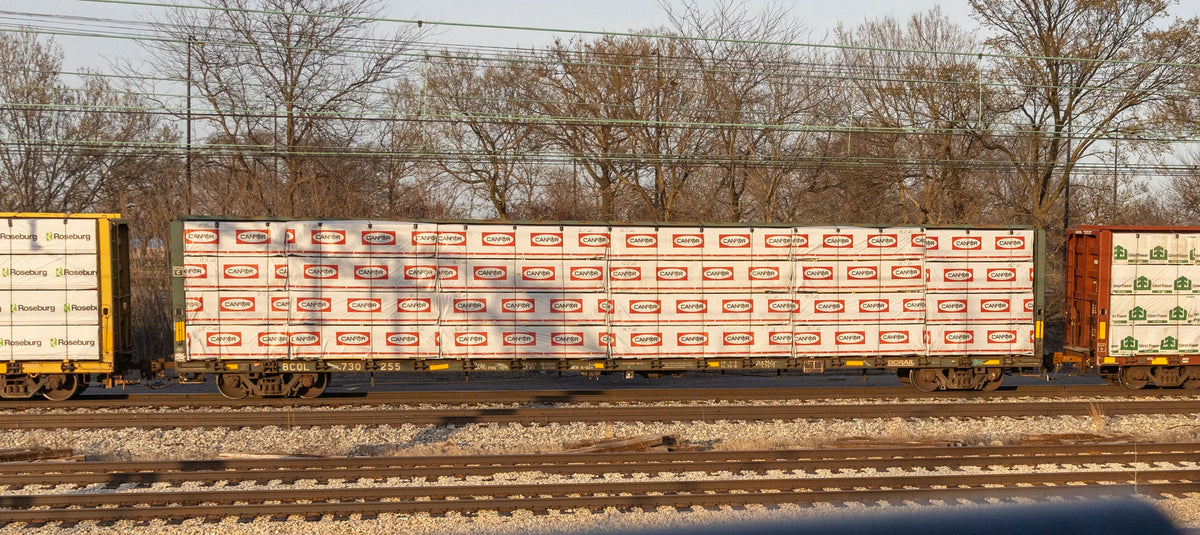 Rapido Trains Inc N 562010A NSC Centerbeam Flatcar CNIS Brown Single Car