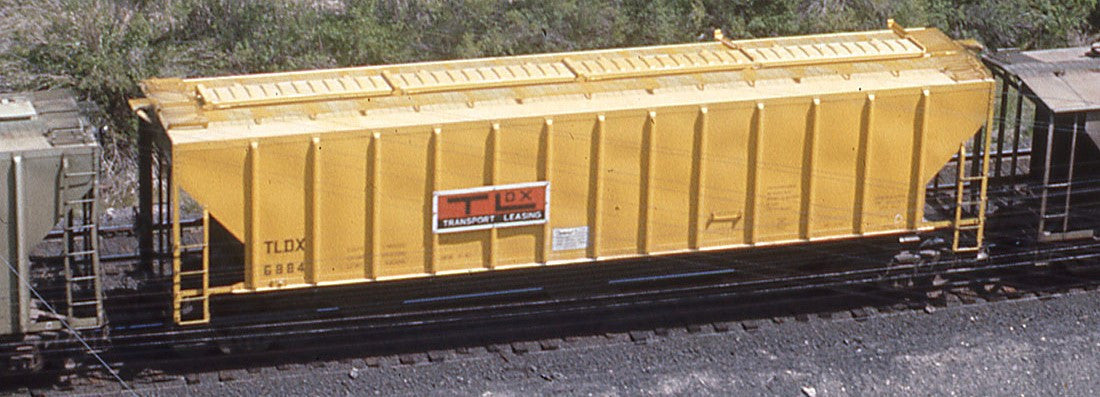 Tangent Scale Models HO 21041-03 Pullman-Standard PS-2 4427 High Side Covered Hopper TLDX 'Delivery Yellow Lease 3-1967' TLDX #6873