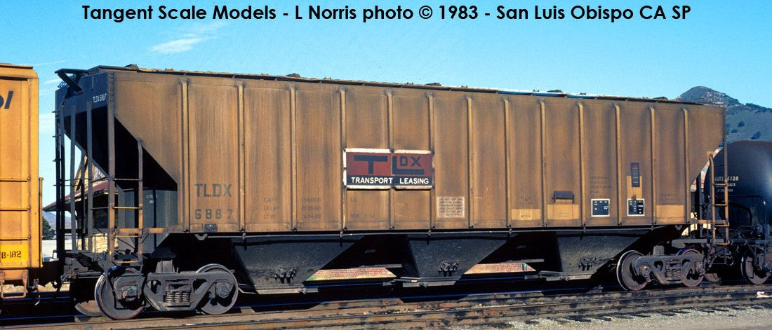 Tangent Scale Models HO 21041-05 Pullman-Standard PS-2 4427 High Side Covered Hopper TLDX 'Delivery Yellow Lease 3-1967' TLDX #6884