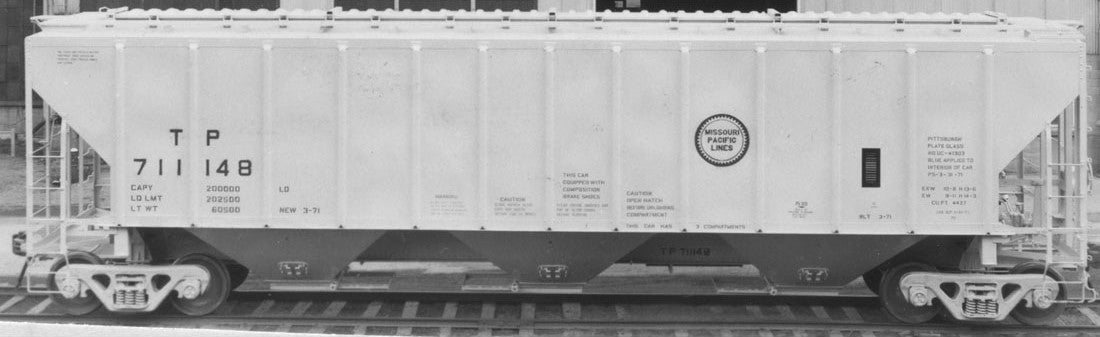 Tangent Scale Models HO 21038-02 Pullman-Standard PS-2 4427 High Side Covered Hopper Texas and Pacific 'Delivery Gray 5-1971' TP #711496