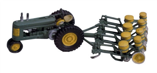 Woodland Scenics HO WOOD208 Seeder and Tractor
