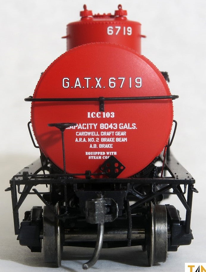 Tangent Scale Models HO 19017-07 General American GATC 8,000 Gallon 1917-Design Radial Course Tank Car 'Union Starch and Refining Company 1950+' GATX #6714