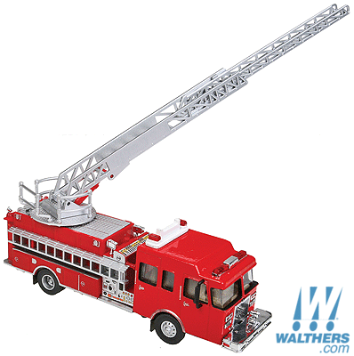 Walthers SceneMaster HO 949-13801 Heavy Duty Ladder Truck Red