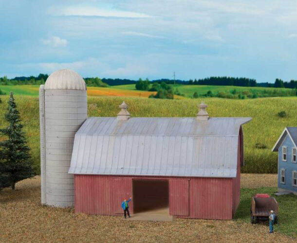 Walthers Cornerstone N 933-3892 Meadowhead Barn & Silo - Kit