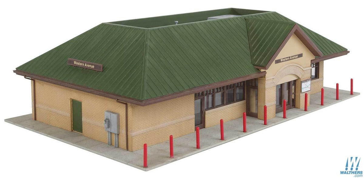 Walthers Cornerstone HO 933-4095 Modern Suburban Station - Kit