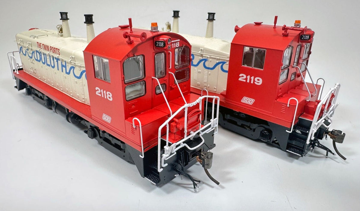 Rapido Trains Inc HO 27610 DCC/ESU LokSound V5 Equipped EMD SW9 Locomotive Soo Line 'Red & White' SOO #2118 + #2119 2-pack