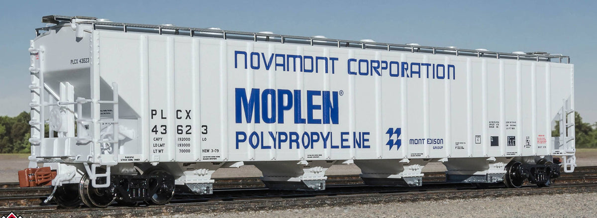 ScaleTrains Rivet Counter N SXT39330 Pullman-Standard 5820 Covered Hopper Pullman Leasing/Novamont PLCX #43611