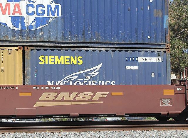 Jacksonville Terminal Company N 205439 20' Standard Height Corrugated Side Containers Siemens Wind Power SWPU - former NYK container - 2 pack