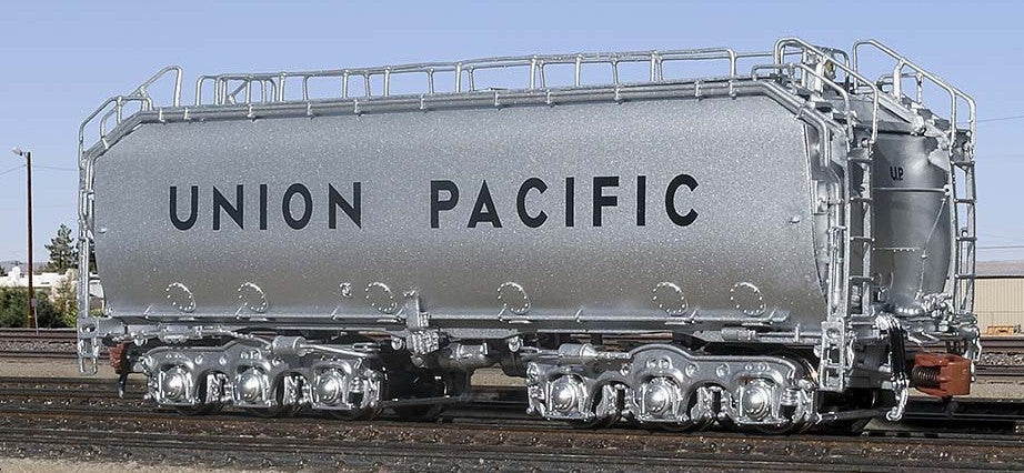 ScaleTrains Rivet Counter N SXT32897 Union Pacific MOW Diesel Fuel Tender Silver with Silver Trucks Un-Numbered