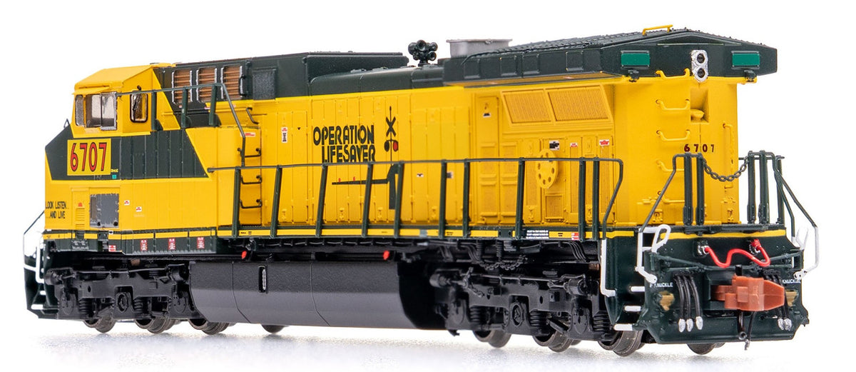 ScaleTrains Rivet Counter N SXT40658 DCC Ready GE AC4400CW Locomotive Union Pacific 'ex-C&NW Operation Lifesaver' Patched UP #6707