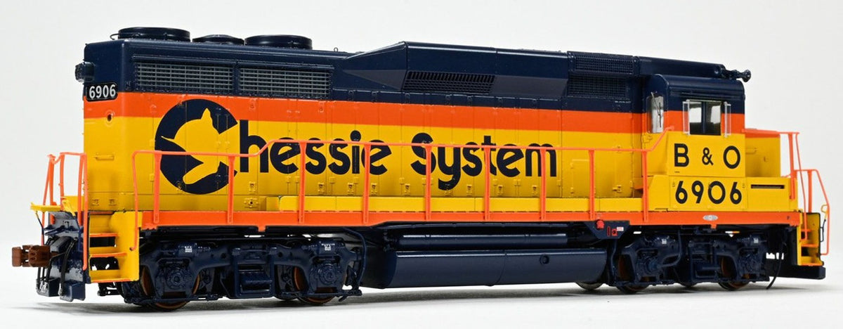 ScaleTrains Rivet Counter HO SXT40953 DCC/ESU Loksound 5 Equipped EMD GP30 Phase Id Locomotive Chessie System B&O #6906