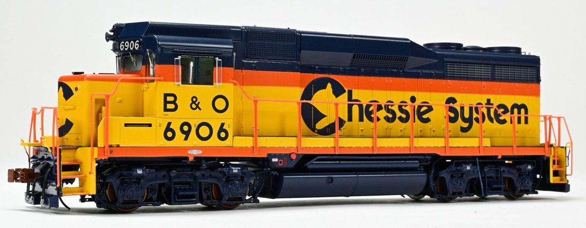 ScaleTrains Rivet Counter HO SXT40953 DCC/ESU Loksound 5 Equipped EMD GP30 Phase Id Locomotive Chessie System B&O #6906